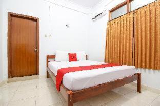 Reddoorz Plus Near Alun Alun Selatan Yogyakarta Bilik gambar