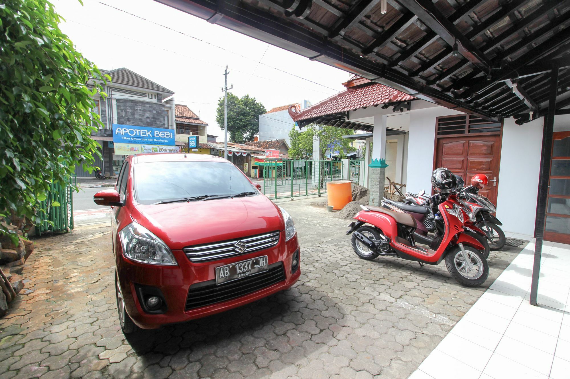 Reddoorz Plus Near Alun Alun Selatan Yogyakarta Luaran gambar